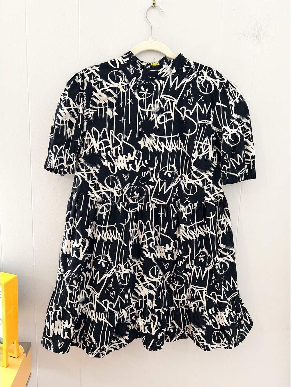 COLLUSION ASOS Graffiti Print High Neck Smock Dress Size 6 Black White Mini